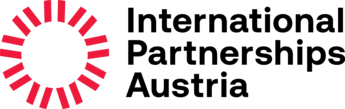 Eine rote Sonne und der Schriftzug in schwarz "International Partnerships Austria"